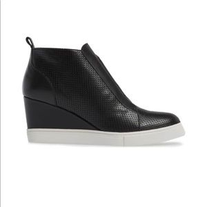PAOLO Felicia Wedge Bootie